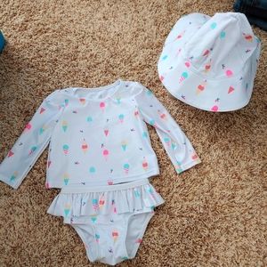 Baby GAP Girls 6-12 Month Swimsuit Set